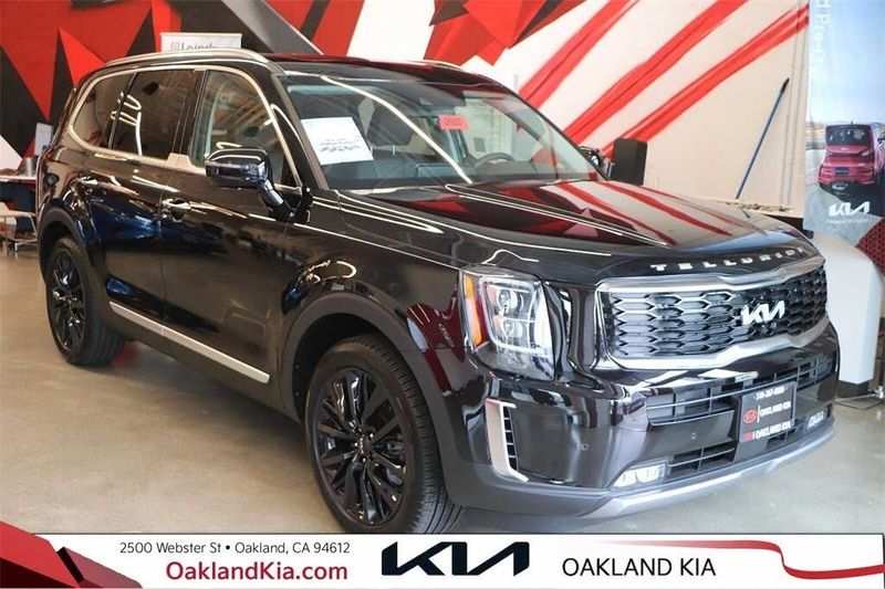 2022 Kia Telluride — a typically priced live listing