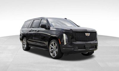 2025 Cadillac Escalade ESV Sport