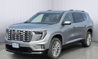 2025 GMC Acadia Denali