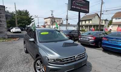 2018 Volkswagen Tiguan 4MOTION SEL Premium