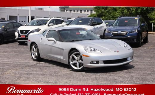 2011 Chevrolet Corvette Standard 1LT