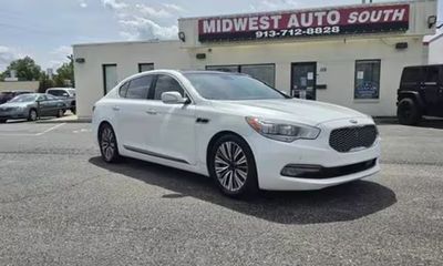 2016 Kia K900 Premium
