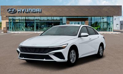 2026 Hyundai Elantra SE