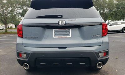 2023 Honda Passport Elite