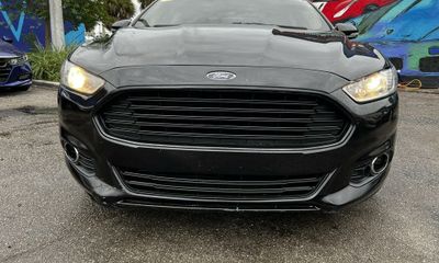 2015 Ford Fusion SE