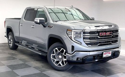 2026 GMC Sierra SLT