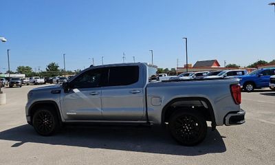 2024 GMC Sierra Elevation