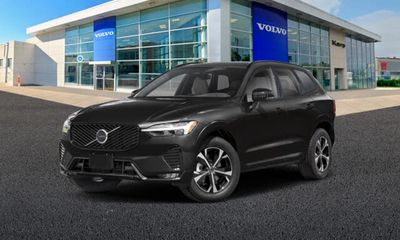 2026 Volvo XC60 Plus Dark