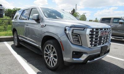 2025 GMC Yukon Denali