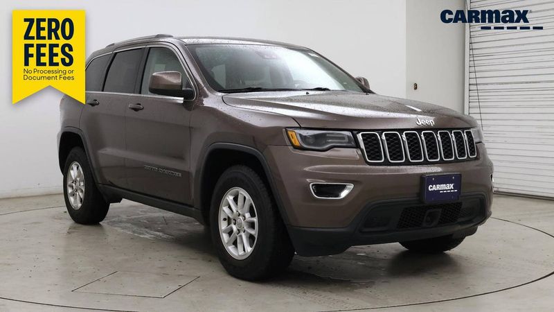2020 Jeep Grand Cherokee — a typically priced live listing