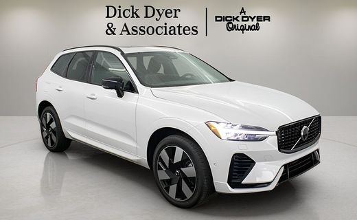 2024 Volvo XC60 Plus Dark