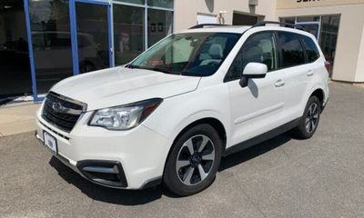 2018 Subaru Forester Premium ES