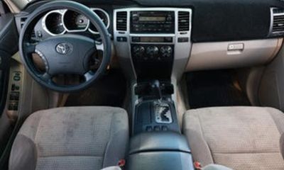 2004 Toyota 4RUNNER SR5
