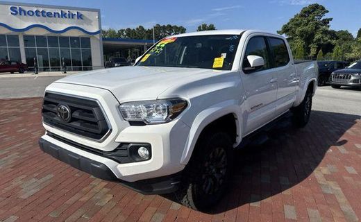 2022 Toyota Tacoma SR5