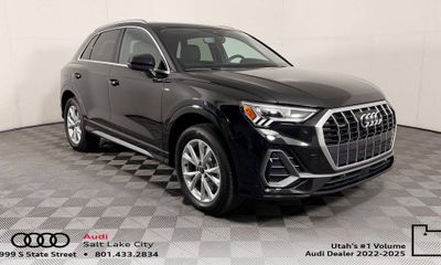 2025 Audi Q3 S Line Quattro