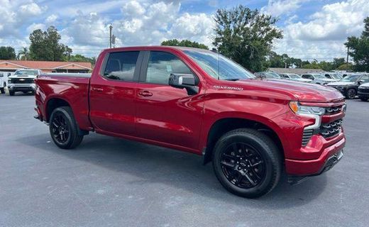 2025 Chevrolet Silverado RST