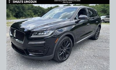 2020 Lincoln Nautilus Reserve