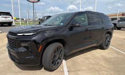 2024 Chevrolet Traverse RS