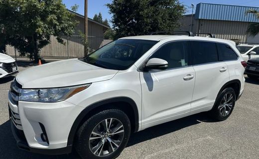 2017 Toyota Highlander