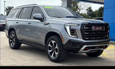 2025 GMC Yukon AT4