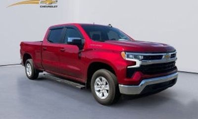2024 Chevrolet Silverado LT
