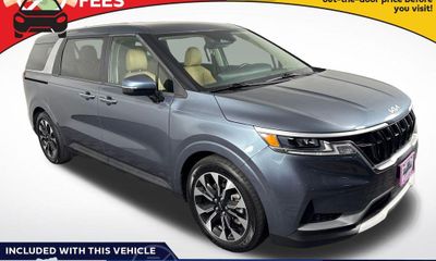 2024 Kia Carnival EX