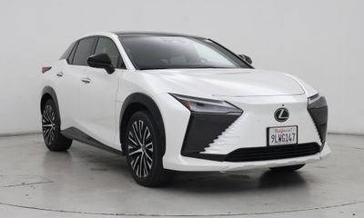 2023 Lexus RZ