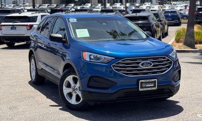 2020 Ford Edge SE