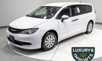2021 Chrysler Voyager L