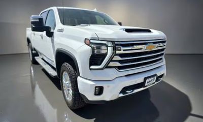 2024 Chevrolet Silverado HD High Country