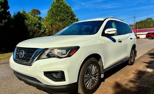 2017 Nissan Pathfinder S