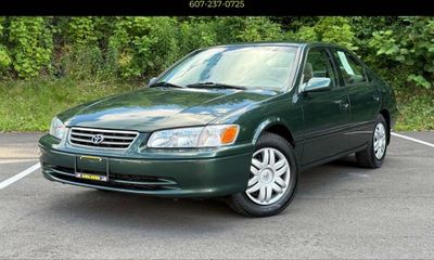 2000 Toyota Camry LE