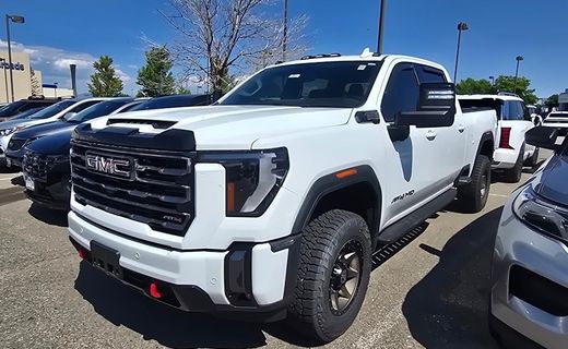 2024 GMC Sierra HD AT4