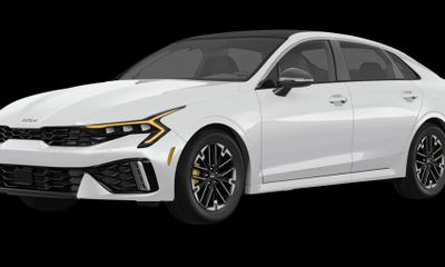 2025 Kia K5 GT Line