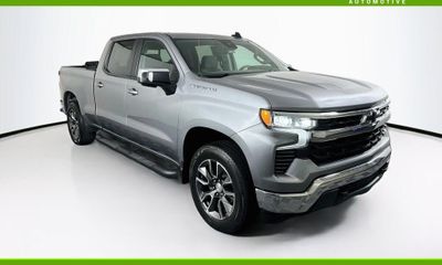 2023 Chevrolet Silverado LT