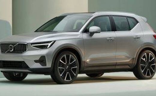 2023 Volvo XC40 Plus Dark