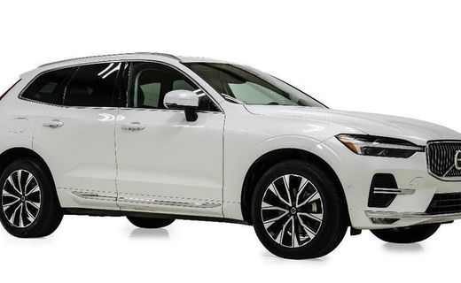 2023 Volvo XC60 Plus Bright