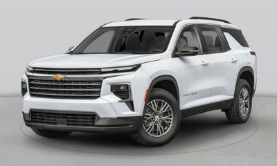 2025 Chevrolet Traverse LT