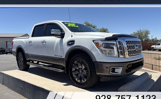 2017 Nissan Titan SV