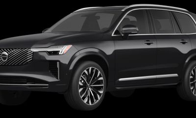 2026 Volvo XC90 Plus Bright
