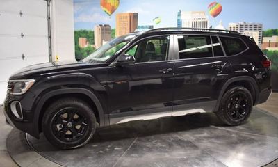 2024 Volkswagen Atlas 4Motion Peak Edition