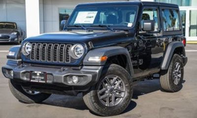 2025 Jeep Wrangler Sahara