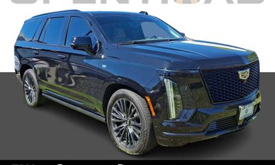 2025 Cadillac Escalade Sport Platinum