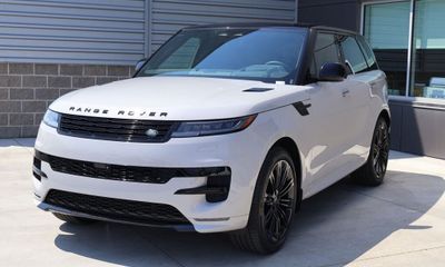 2026 Land Rover Range Sport P400 Dynamic SE