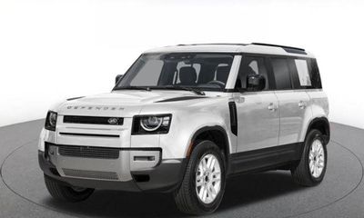 2026 Land Rover Defender 110 S