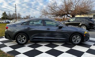 2022 Kia K5 LXS