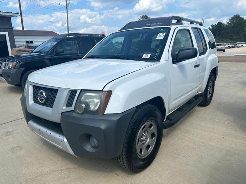 2011 Nissan Xterra — a typically priced live listing