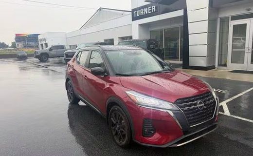 2023 Nissan Kicks SR
