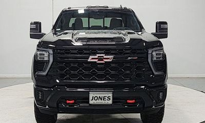 2024 Chevrolet Silverado HD ZR2