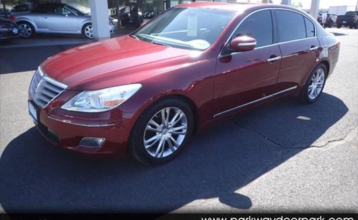 2011 Hyundai Genesis Middle Level